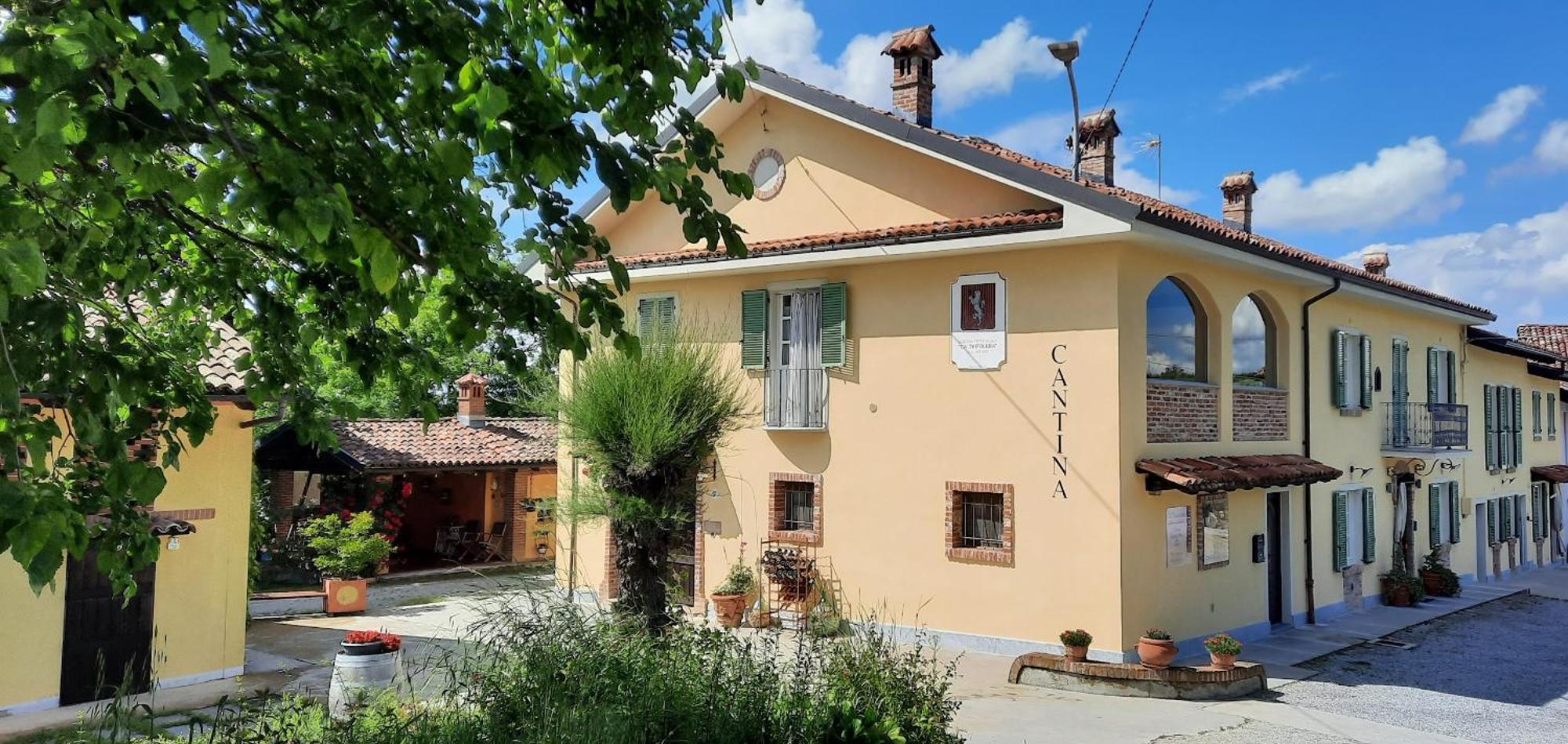 Ca Trifolera Barbaresco - Romantico Cascinale Con Antica Cantina Nel Cuore Delle Langhe - Degustazione Vini Nella Nostra Cantina المظهر الخارجي الصورة